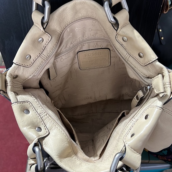 Gorgeous FOSSIL SATCHEL - Picture 3 of 12